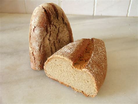 100% rye bread - Pan de centeno 100% 3/3 | Prepared followin… | Flickr