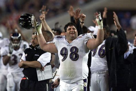 Tony Siragusa, a Defensive Lineman Known as Goose, Dies at 55 - The New York Times