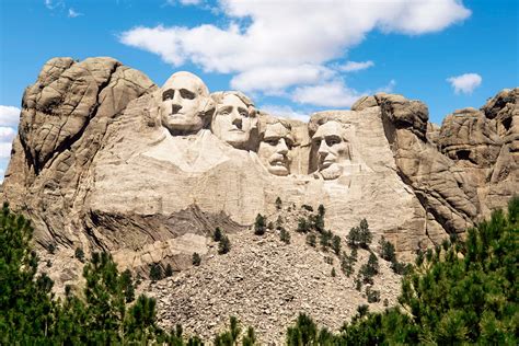 Your Guide to a Mount Rushmore Road Trip | Trusted Since 1922