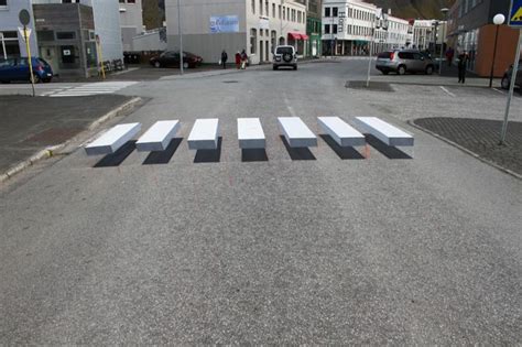 Optical Illusion of 3D Crosswalk - Iceland Monitor