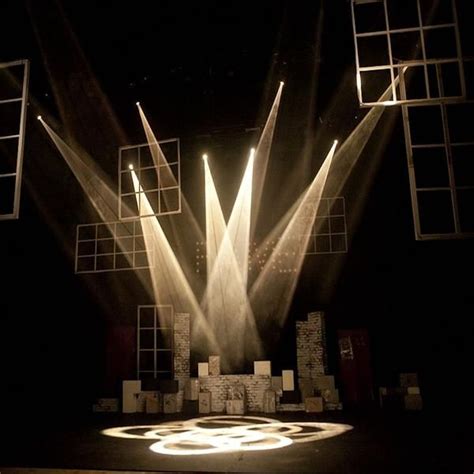 How Lighting is Used in Theatre | Iluminacion teatral, Iluminacion teatro, Diseño de luces