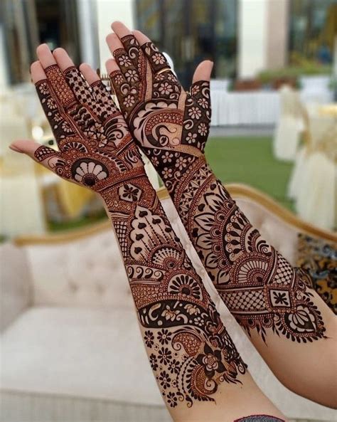 Heavy Bridal Mehendi Design in 2020 | Full hand mehndi designs, Bridal mehndi designs, Full hand ...