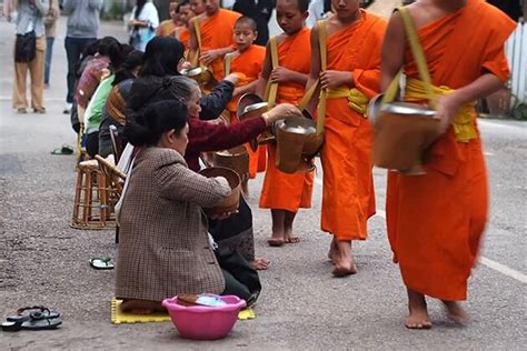 Buddhist Alms Giving Ceremony - Vietnam Vacation