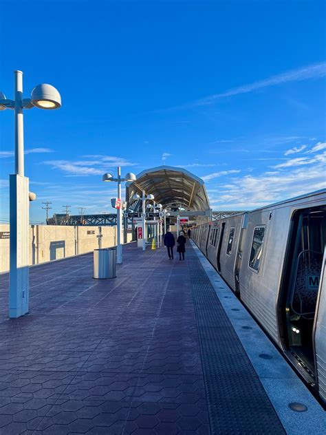 Ashburn Station | The Washington Metro system opened the sec… | Flickr