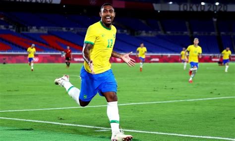 Saudi Arabia's Al Hilal sign Brazilian Malcom - EgyptToday