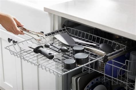 GE Dishwasher Guide: Features & Pricing | Friedmans Appliance | Bay ...