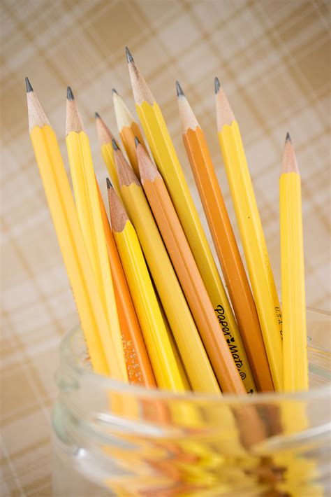 Pencil Review: Yellow Pencil Showdown - The Well-Appointed Desk