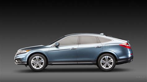 Honda Crosstour Wallpapers HD / Desktop and Mobile Backgrounds