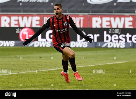 Andre silva of eintracht frankfurt hi-res stock photography and images - Alamy