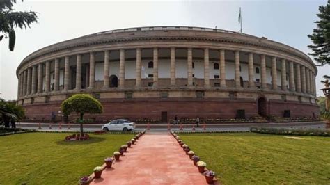 Parliament updates: Lok Sabha adjourned till 11am tomorrow | Hindustan ...