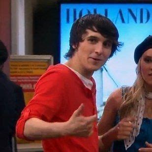 Oliver Oken played by Mitchel Musso | Hannah montana, Mitchell musso, Disney channel stars