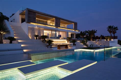 Stunning beach villa in Ibiza [2000x1333] : r/Houseporn