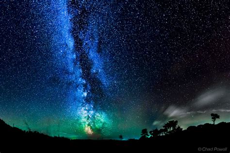 Airglow helps Milky Way paint the night sky amazing colors - NBC News