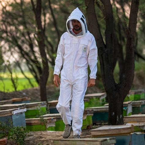 Premium Beekeeper Outfit Bee Keeper Suit With Fencing Veil