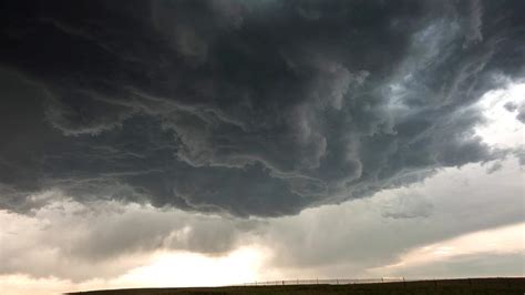 Stormscapes: A time-lapse of storm clouds and mesocyclones | The Kid ...