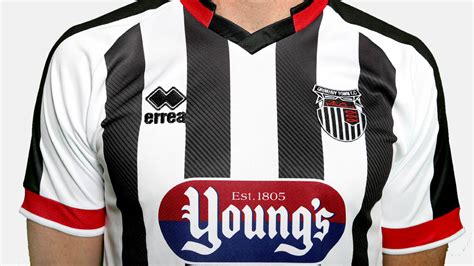 Grimsby Town 17-18 Home, Away & Third Kits Released - Footy Headlines