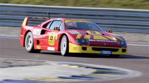 Ferrari F40 GT racecar: track action, pure sound, flatout, on board ...