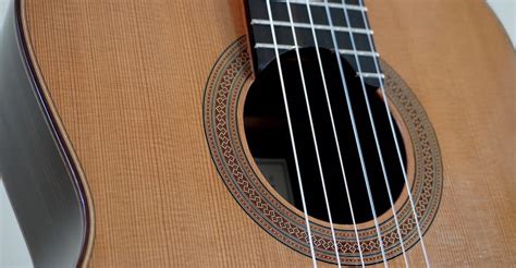 How to Change Classical Guitar Strings | This is Classical Guitar