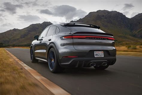 2024 Porsche Cayenne: Overhauled SUV flagship revealed | CarExpert