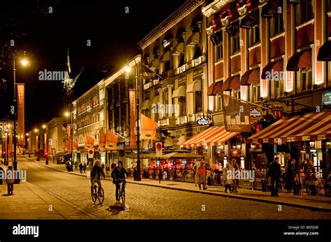 Street scene at night Karl Johan Gate Oslo Norway Stock Photo - Alamy