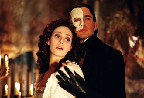 Phantom Of The Opera Christine And Phantom Kiss