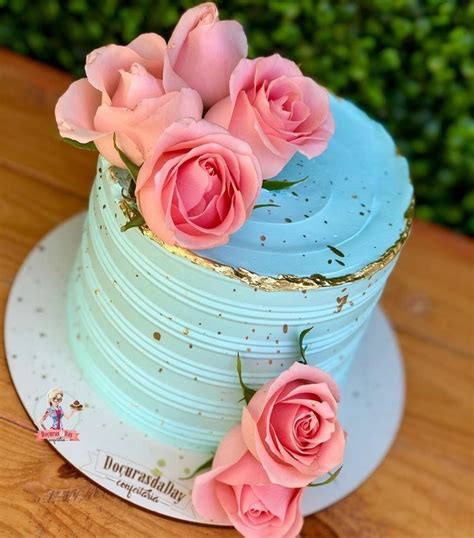 Pin by Mila Xavier Farrapo on Doces e bolos | Pretty birthday cakes, Elegant birthday cakes, Cake