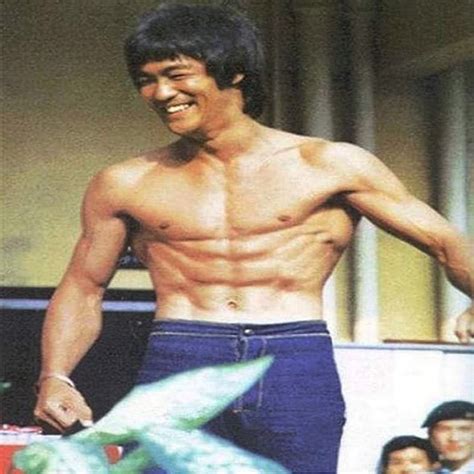 bruce lee lats spread | Bruce lee training, Bruce lee, Bruce lee photos