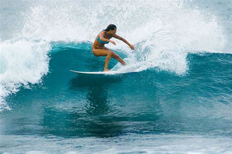 Surfing Kauai | Surf lessons, rentals, and surf shops Kauai