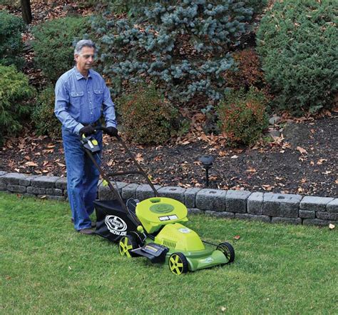 5 Best Mulching Lawn Mower 2022 | ToolHelps