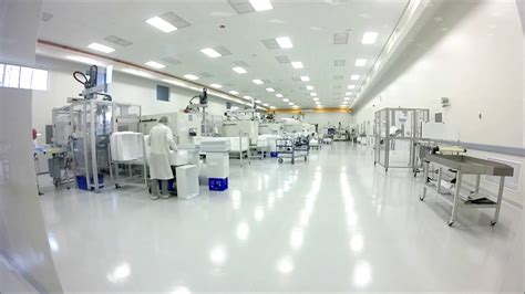 Medical Injection Molding Cleanroom Manufacturing - YouTube