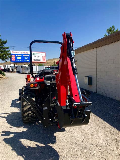 2018 Mahindra 2638 Tractor | Featherlite of Reno