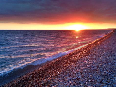 Chesil beach, Isle of Portland, Dorset, UK Portland Dorset, Isle ...