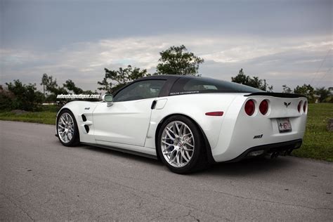 Chevrolet Corvette C6 ZR1 White HRE RC100 Wheel | Wheel Front