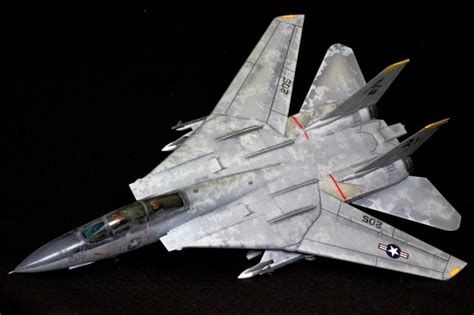 Model Kit Plastik: Build Review : Italeri 1/72 F14 Tomcat English Version