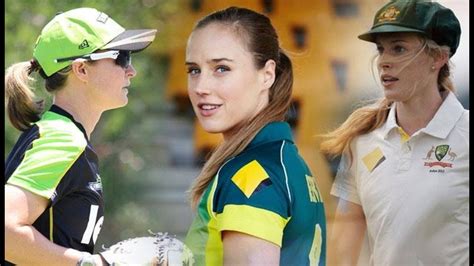 Top 10 Hottest Female Cricket Players in the World