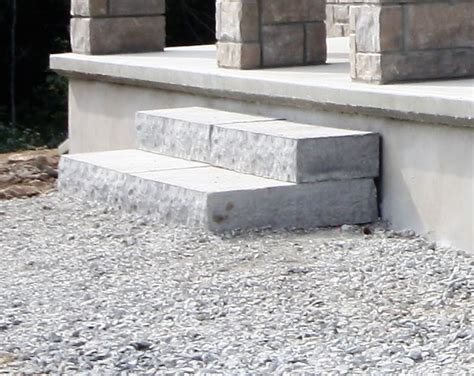 Precast Stone Steps Gallery - Boyd Bros Concrete | Ottawa Precast and Wastewater specialists