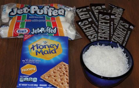 Inside Out HERSHEY'S S'mores Recipe - MomTrends