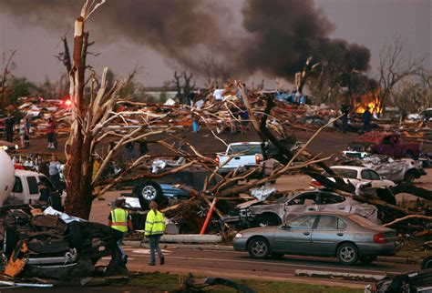 Deadly Tornado Hits Joplin, Mo. - The New York Times