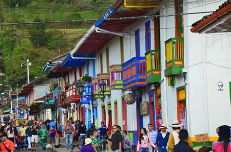 Salento (Town in Quindío, Colombia) - Nomadic Niko