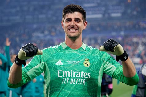 Download Real Madrid C.F. Thibaut Courtois Sports HD Wallpaper