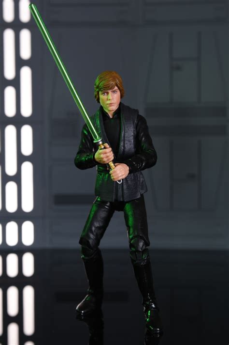 Hasbro: Star Wars Black Series Luke Skywalker (Jedi Knight)