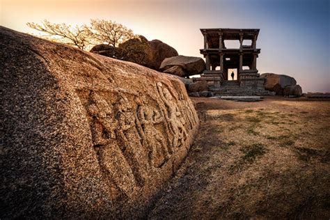 Beautiful Ancient Architecture of Temples on Hemakuta Hill, Hampi, Karnataka, India Stock Image ...