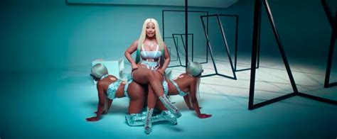 Nicki Minaj's Good Form Music Video | POPSUGAR Entertainment Photo 13