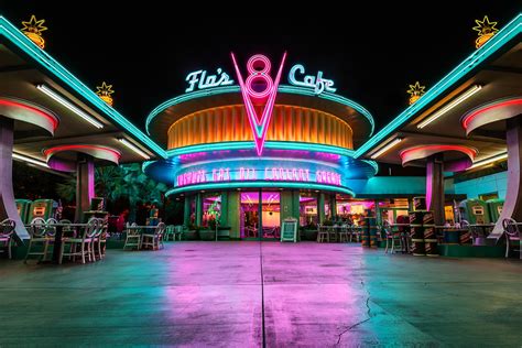 Flo's V8 Cafe | Disney Parks Wiki | Fandom