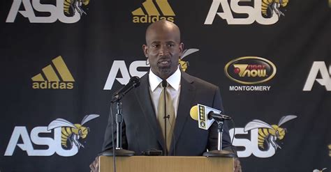 Alabama State hires alumnus, NFL veteran as head football coach