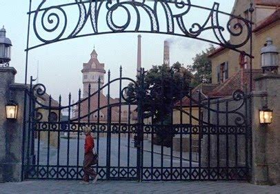 Filming Locations: Willy Wonka And The Chocolate Factory Front Gates