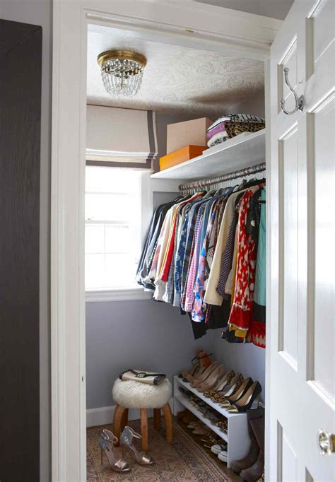 21 Best Small Walk-in Closet Storage Ideas for Bedrooms