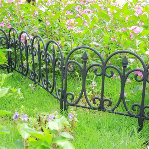 Living and Home 6 Pieces Decorative Garden Picket Fence | Wilko