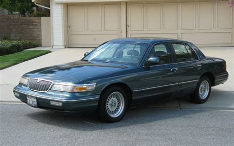 1995 Mercury Grand Marquis - Information and photos - MOMENTcar