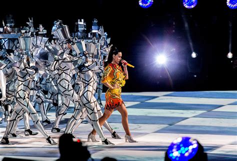 Katy Perry Super Bowl 2015 Half Time Performance Upclose [Photo Gallery]: ‘Roar’ Singer Joined ...